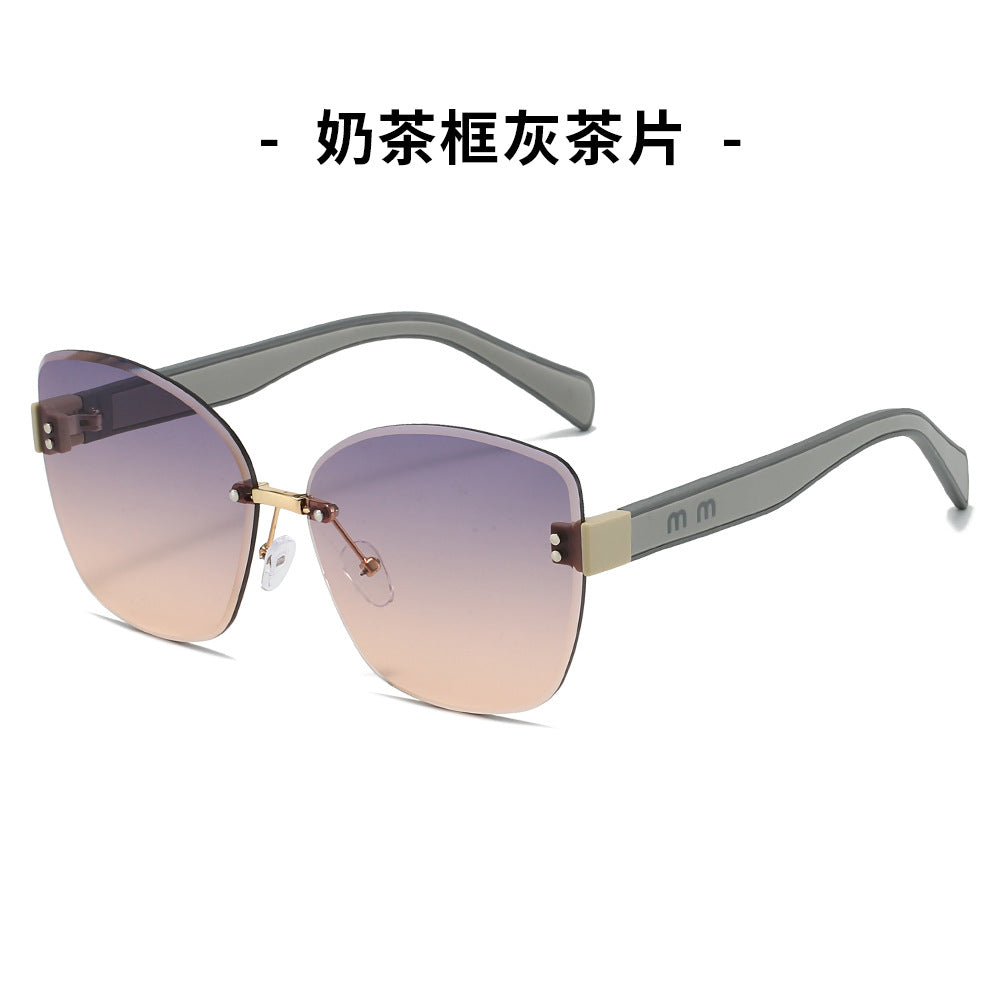 Wholesale Sunglasses for men and women,  personalized UV protection sunglasses,  decorative mirrors